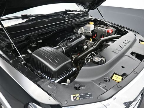 Used 2020 RAM 1500 Laramie AWD/4WD image 58