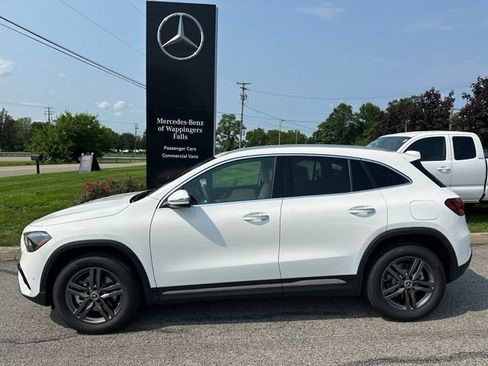 New 2026 Mercedes-Benz GLA 250 4MATIC image 2