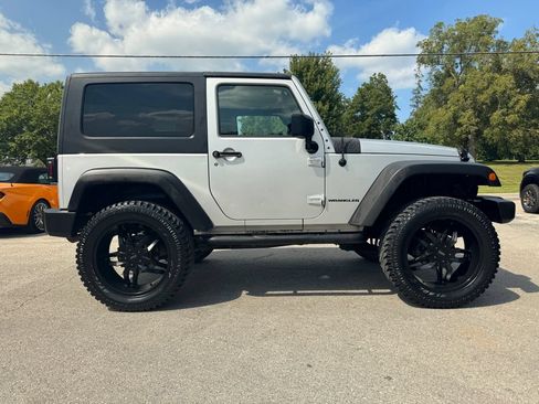 Used 2008 Jeep Wrangler X AWD/4WD image 4
