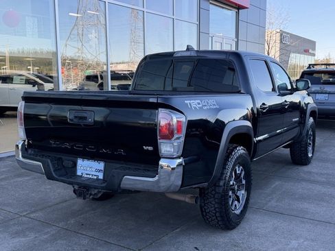 Used 2021 Toyota Tacoma TRD Off-Road w/ Technology Package image 7