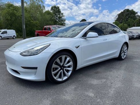 Used 2019 Tesla Model 3 Standard Range Plus image 6