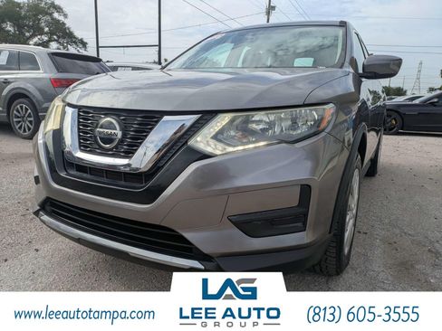Used 2018 Nissan Rogue S FWD image 7