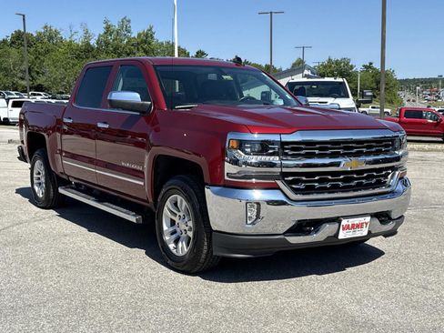 Used 2018 Chevrolet Silverado 1500 LTZ image 3