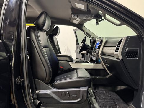 Used 2021 Ford F250 Lariat w/ Lariat Value Package image 13