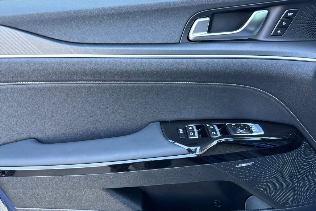 New 2027 Kia K5 GT-Line FWD image 13