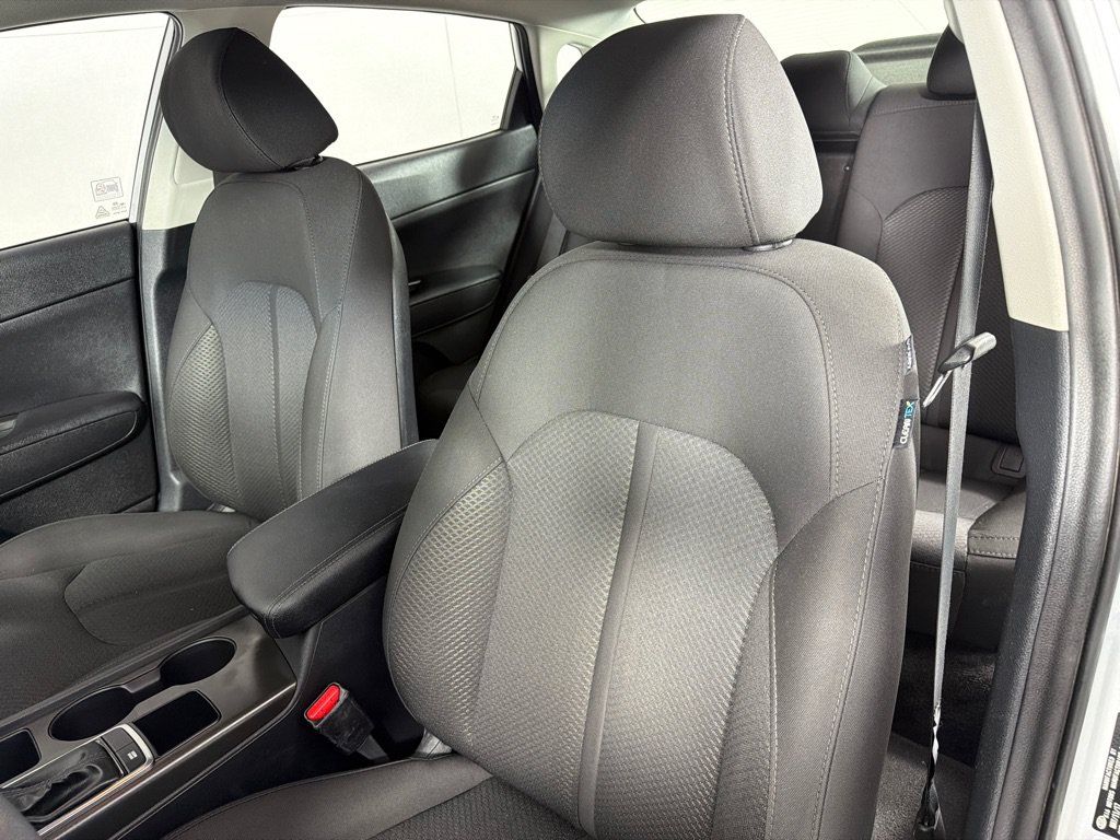 Used 2018 Kia Optima LX FWD image 13