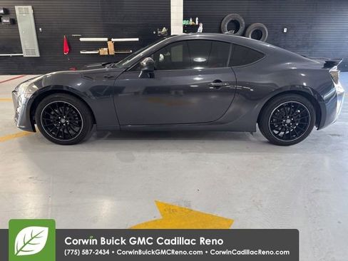 Used 2013 Scion FR-S RWD image 3