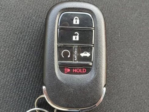 Used 2022 Honda Civic Sport image 25