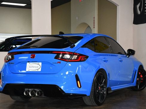 Used 2024 Honda Civic Type R image 5