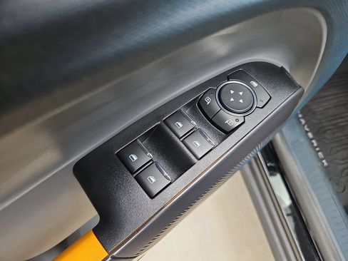 Used 2025 Ford Maverick Tremor AWD/4WD image 28