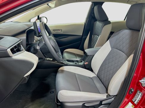 Used 2026 Toyota Corolla LE image 17