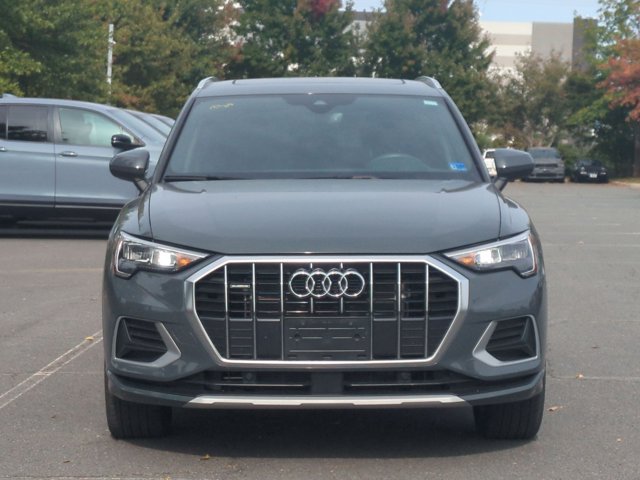 Used 2022 Audi Q3 2.0T Premium w/ Convenience Package AWD/4WD image 2