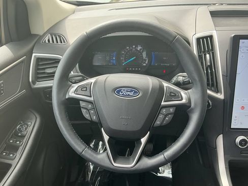 Used 2023 Ford Edge SEL w/ Convenience Package AWD/4WD image 12