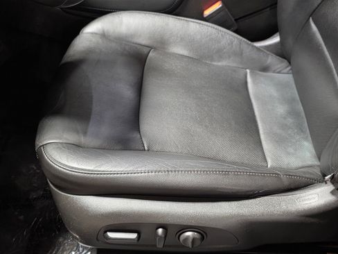 Used 2017 Chevrolet Malibu Premier w/ Premier Sun and Wheel Package FWD image 24