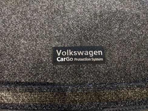 New 2026 Volkswagen Taos SE image 28