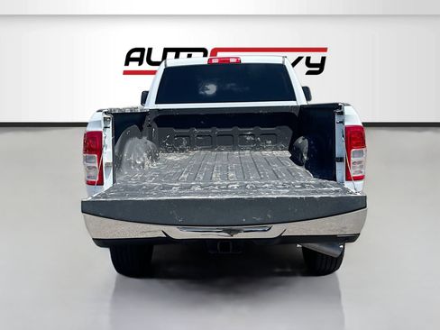 Used 2024 RAM 2500 Big Horn w/ Off Road Package AWD/4WD image 24