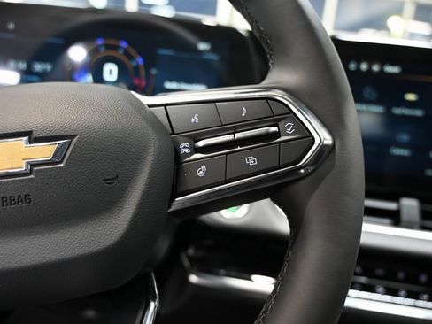 New 2026 Chevrolet Equinox LT w/ Convenience Package II image 25