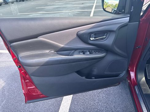 Used 2023 Nissan Murano SV w/ Cargo Package AWD/4WD image 12
