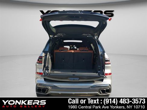 Used 2024 BMW X7 M60i w/ Executive Package image 30