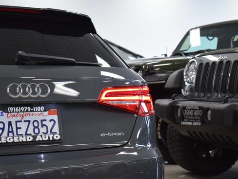 Used 2018 Audi A3 e-tron Premium Plus w/ Technology Package image 18