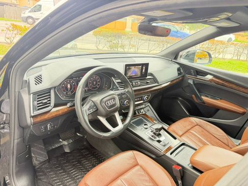 Used 2020 Audi Q5 2.0T Premium Plus w/ Premium Plus Package AWD/4WD image 16