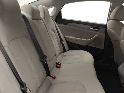 Used 2018 Hyundai Sonata SE image 19