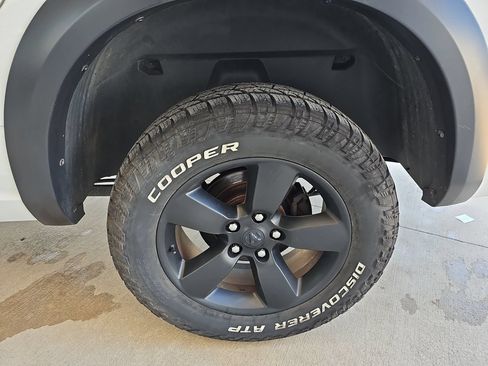 Used 2019 RAM 1500 Warlock AWD/4WD image 37