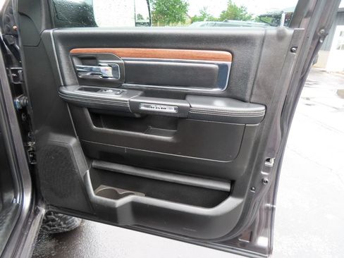 Used 2018 RAM 3500 Laramie AWD/4WD image 52