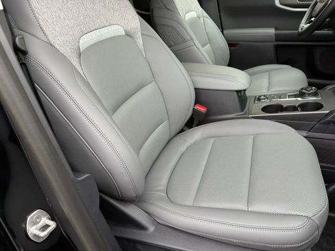 New 2025 Ford Bronco Sport Badlands image 9