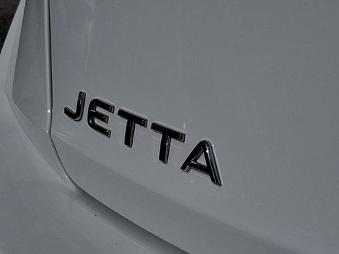 Used 2023 Volkswagen Jetta Sport image 20