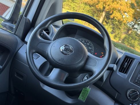 Used 2016 Nissan NV200 S w/ Back Door Glass Package image 13