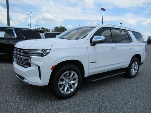 Used 2023 Chevrolet Tahoe Premier w/ Advanced Technology Package RWD image 3