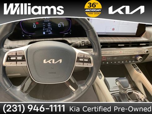 Used 2023 Kia Telluride EX w/ EX Captain's Chair Package AWD/4WD image 30