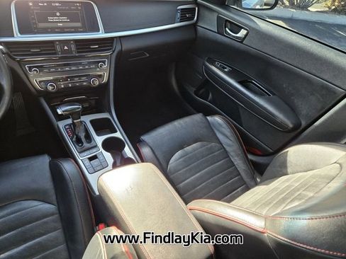 Used 2019 Kia Optima SX image 16