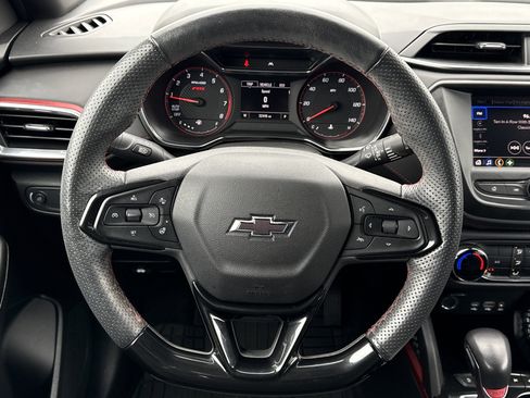 Certified 2022 Chevrolet TrailBlazer RS w/ Driver Confidence Package image 18