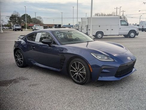 Used 2023 Toyota GR86 BASE image 1