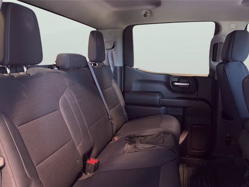 Used 2021 Chevrolet Silverado 1500 LT AWD/4WD image 17