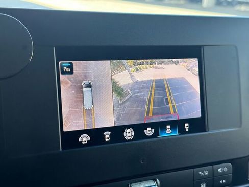 Used 2023 Mercedes-Benz Sprinter 2500 image 21