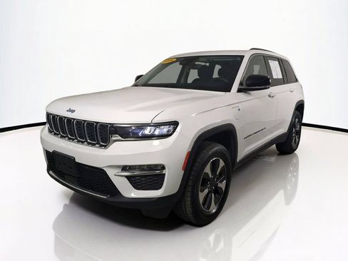 Used 2024 Jeep Grand Cherokee Limited 4xe AWD/4WD image 9