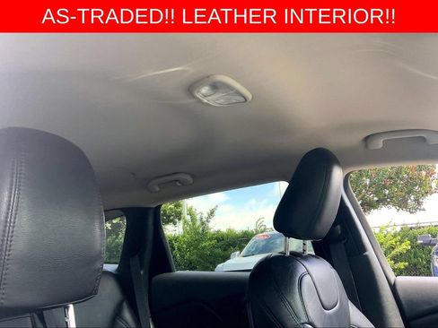 Used 2016 Jeep Cherokee Sport FWD image 18
