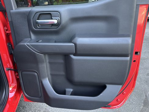 New 2025 Chevrolet Silverado 1500 Custom image 15