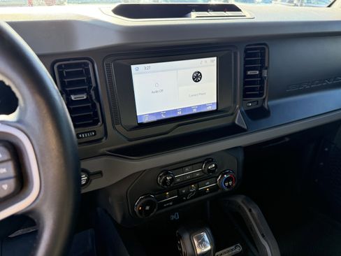 Used 2023 Ford Bronco Big Bend image 19