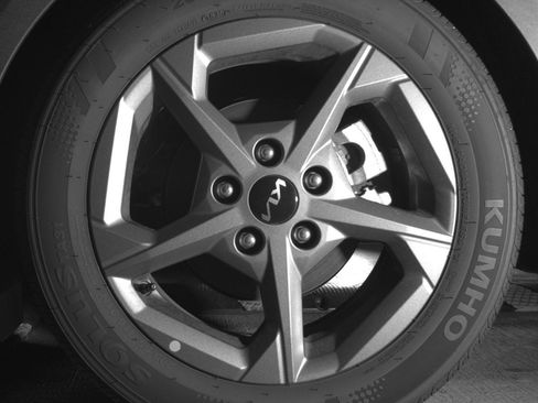 Used 2025 Kia K4 LXS image 14