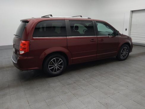 Used 2017 Dodge Grand Caravan SXT FWD image 10