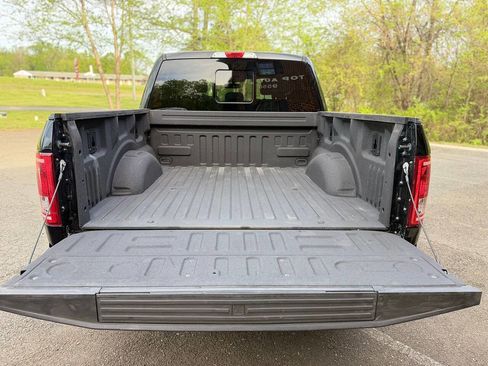 Used 2016 Ford F150 XLT w/ Equipment Group 302A Luxury image 6