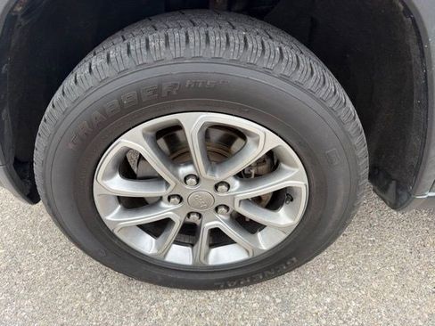 Used 2015 Jeep Grand Cherokee Limited image 10