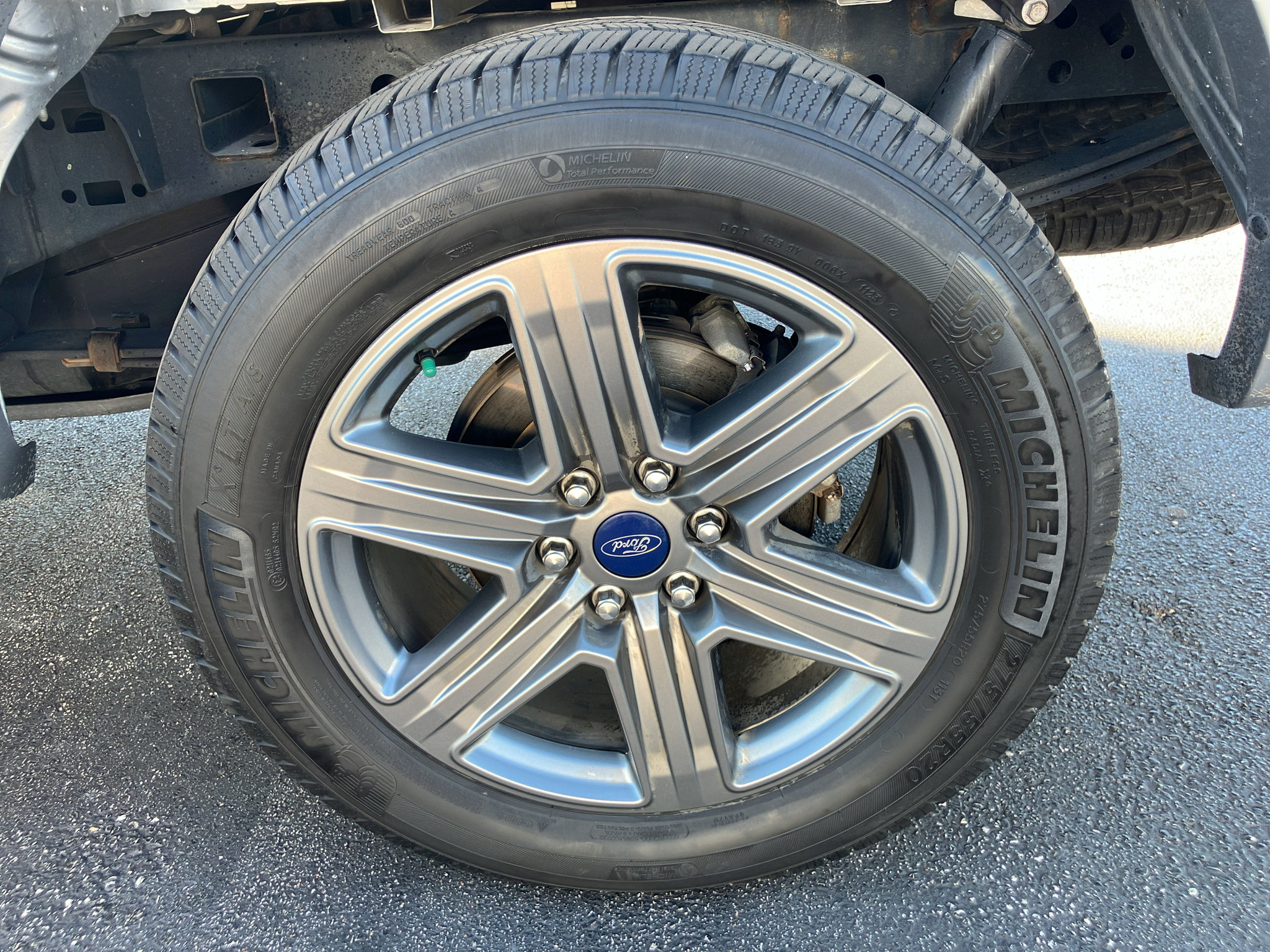 Used 2020 Ford F150 Lariat w/ Equipment Group 502A Luxury AWD/4WD image 15