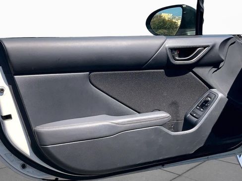 Certified 2024 Toyota GR86 RWD image 21