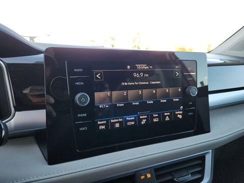 New 2026 Volkswagen Taos SE image 19