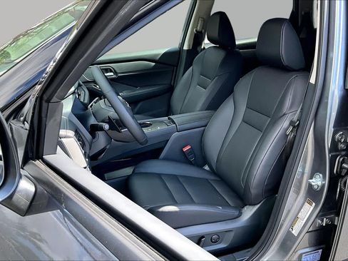 New 2026 Nissan Rogue Dark Armor FWD image 9